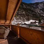 アパート Comfortable, Great Views, Perfect Location, New
