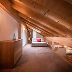Comfortable, Great Views, Perfect Location, New