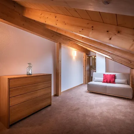 Comfortable, Great Views, Perfect Location, New Apartment *