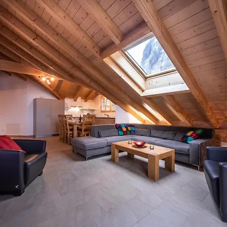アパート Comfortable, Great Views, Perfect Location, New
