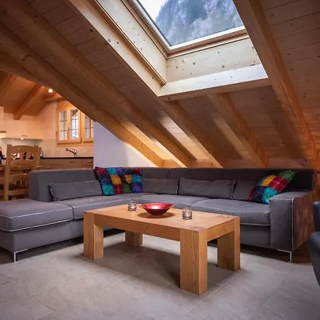 Daire Comfortable, Great Views, Perfect Location, New *