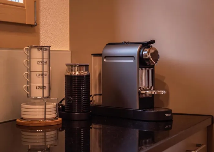 Comfortable, Great Views, Perfect Location, New Lauterbrunnen